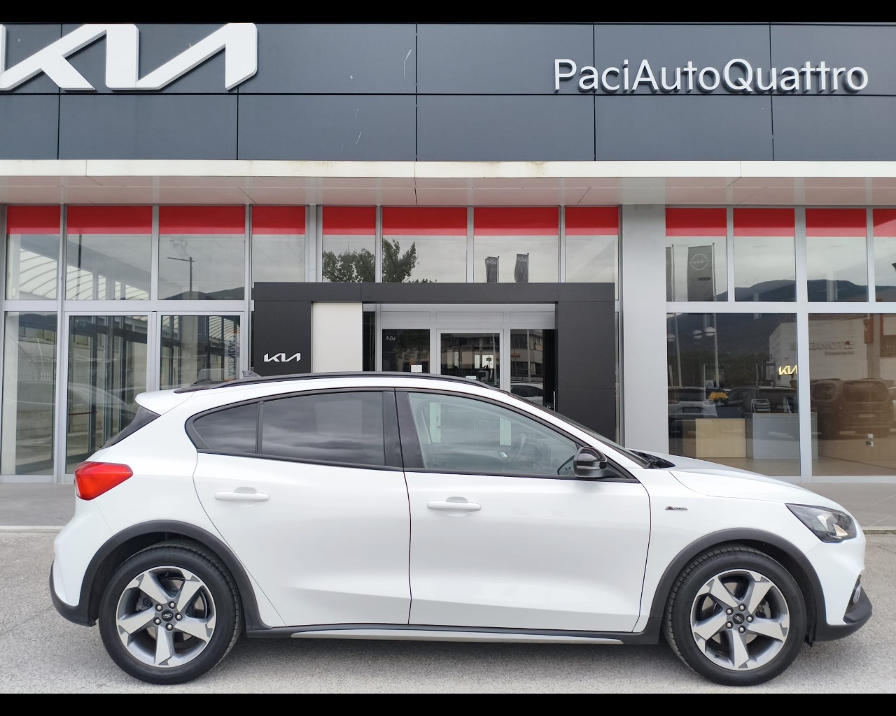 Foto FORD Focus Active 1.0 ecoboost s&s 125cv