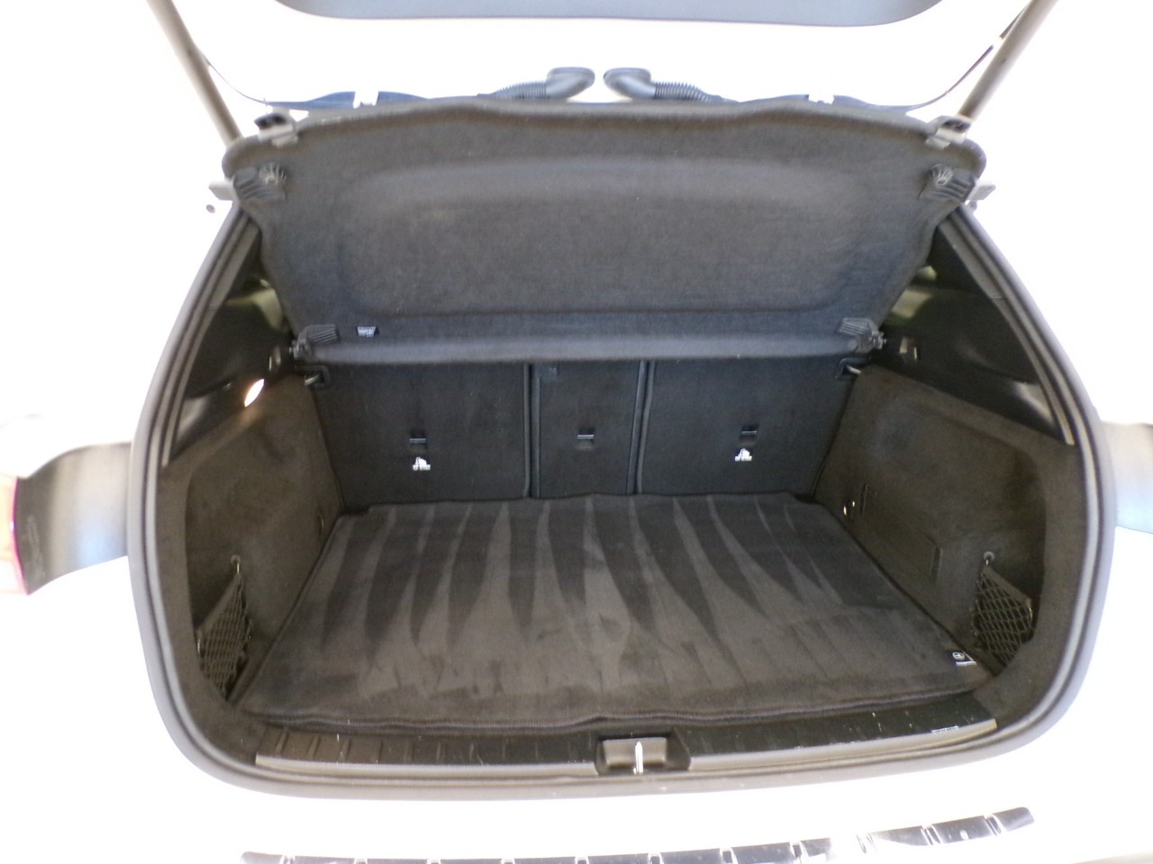 Mercedes GLA GLA 200 D Premium 8G-DCT - 9