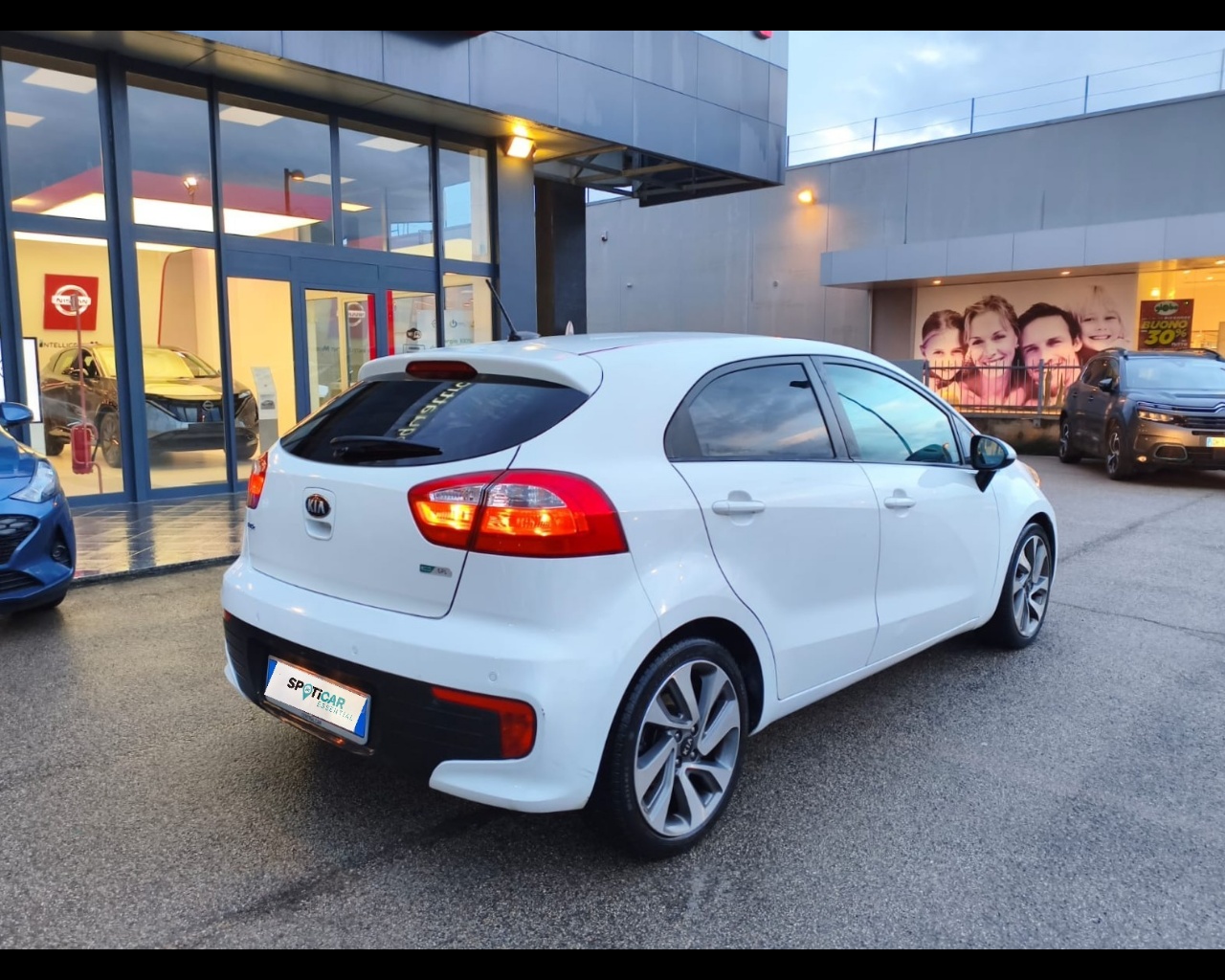Foto KIA Rio 5p 1.2 Cool eco Gpl