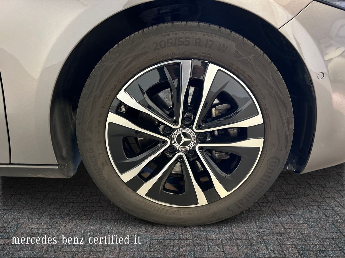 Mercedes Classe A Classe A 180 D Advanced Speedshift DCT AMG 8G - 17