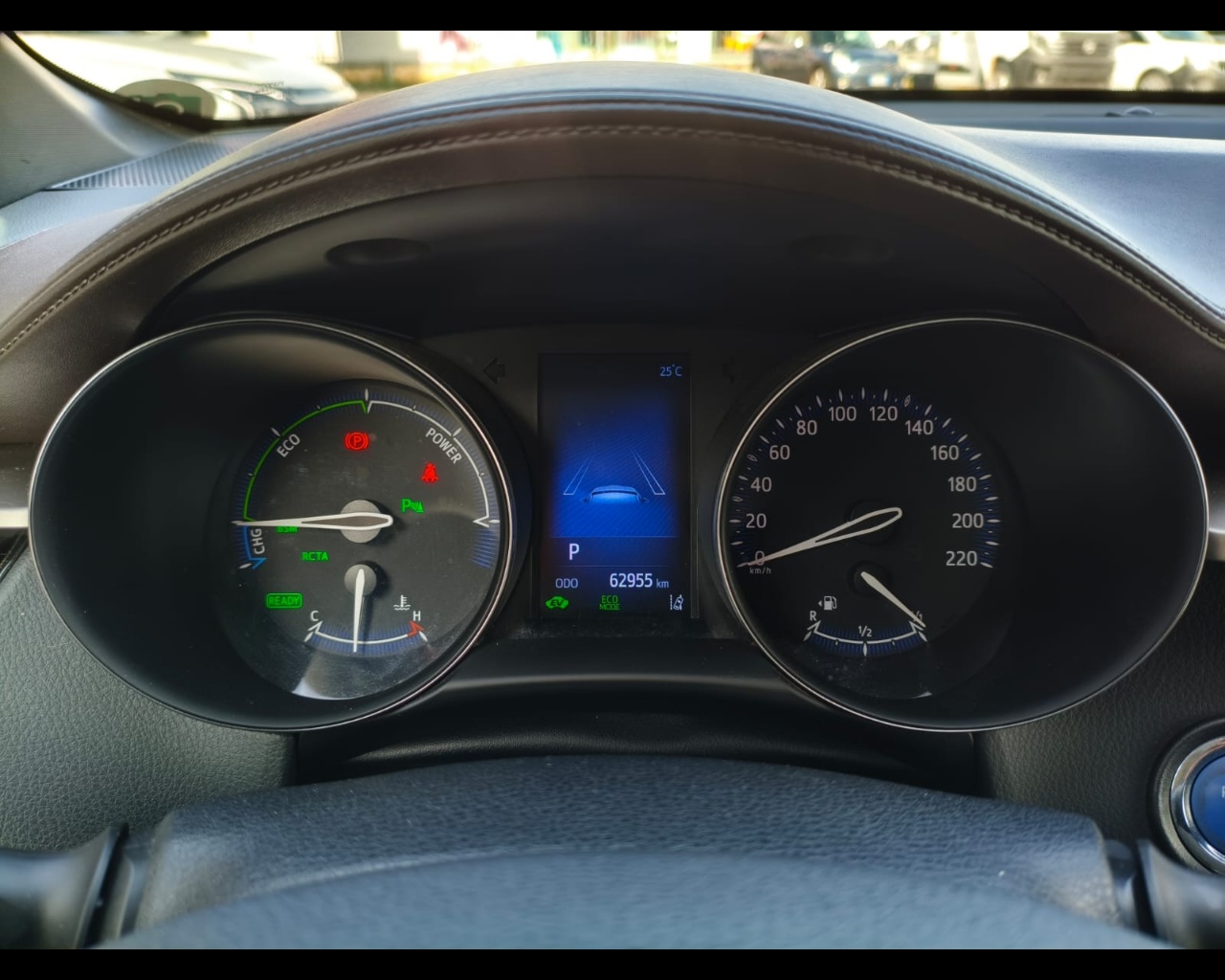 Foto TOYOTA C-HR 1.8h Lounge 2wd e-cvt