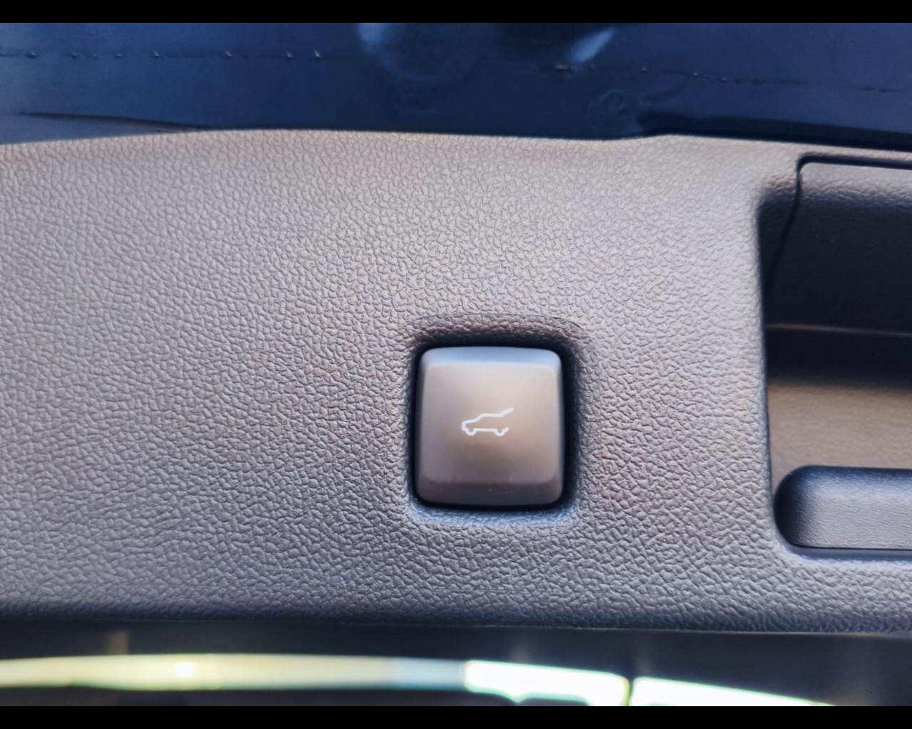 Foto FORD Kuga 2.5 full hybrid ST-Line X 2wd 190cv cvt