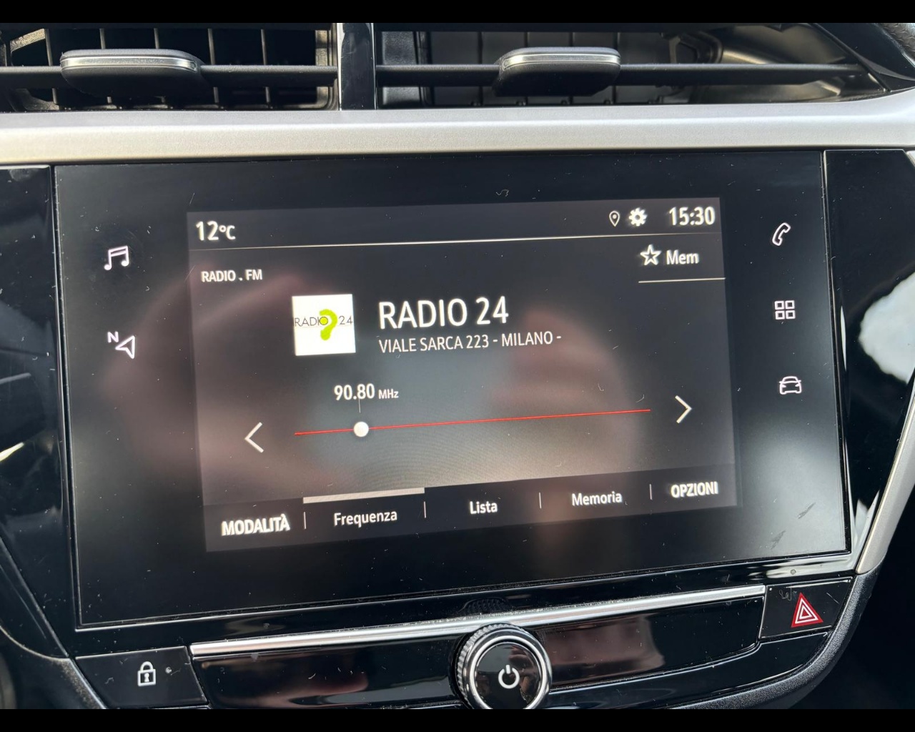 Foto OPEL Corsa 1.2 Edition 75cv