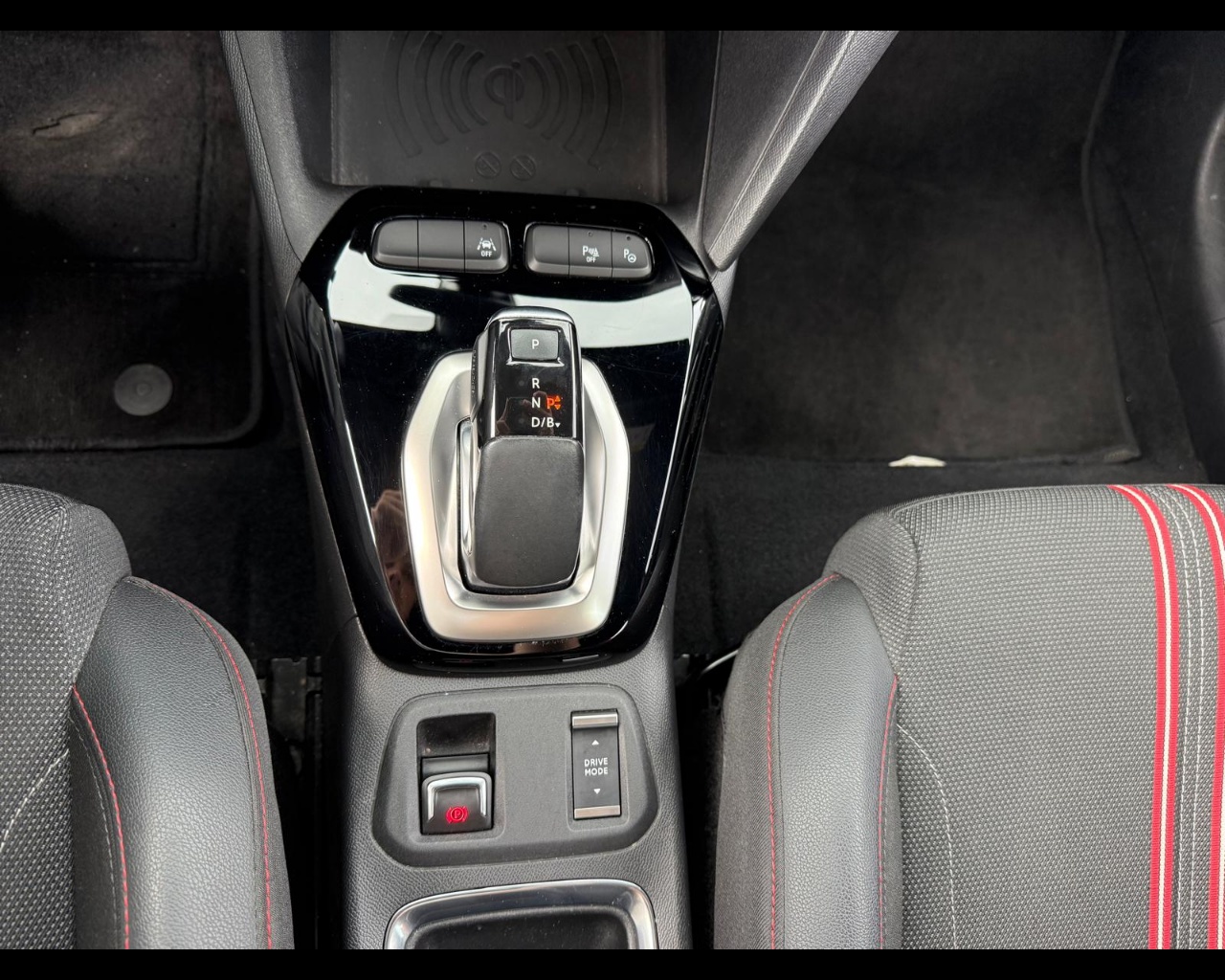 Foto OPEL Corsa e- GS Line +