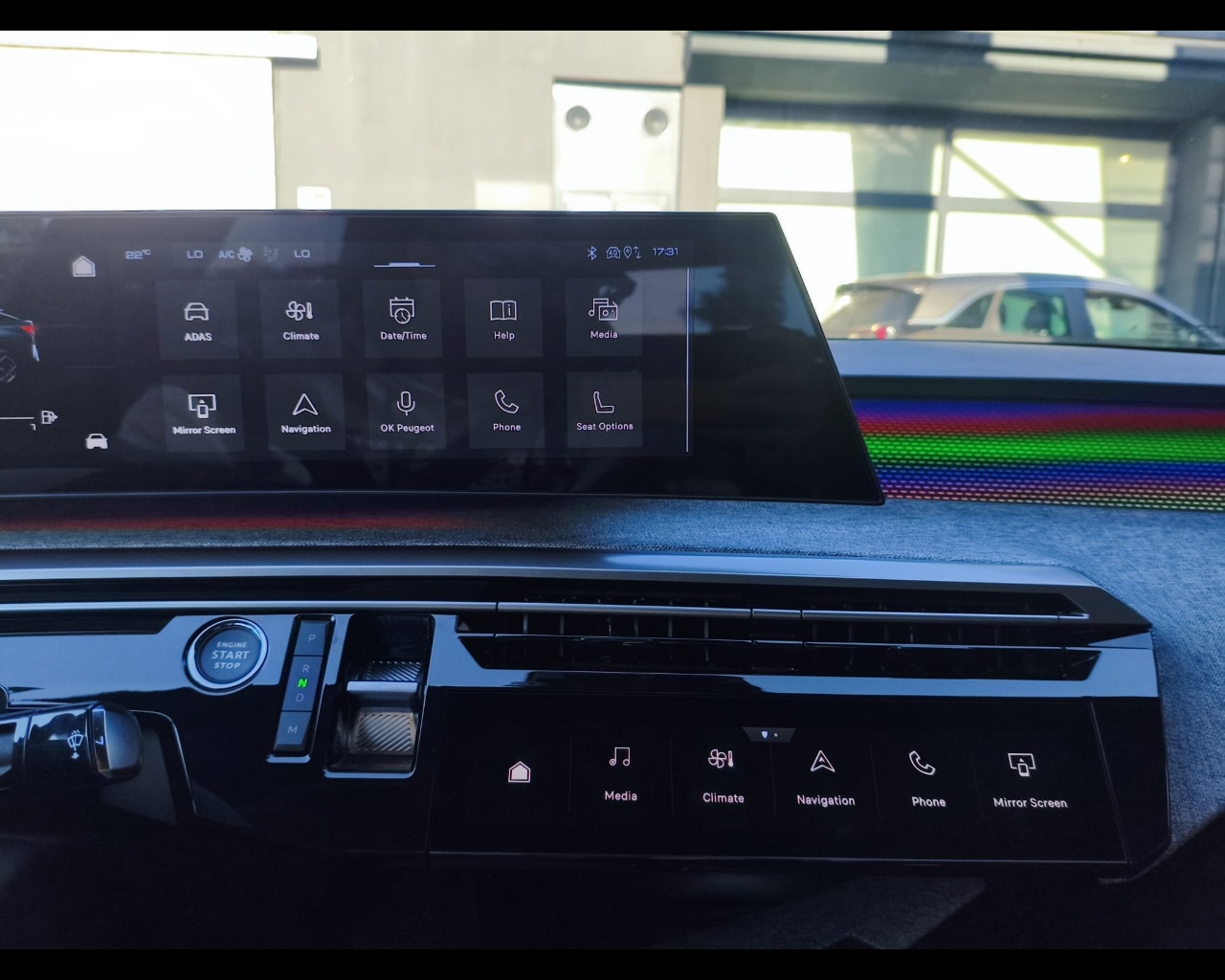 Foto PEUGEOT 3008 1.2 hybrid GT 145cv e-dcs6