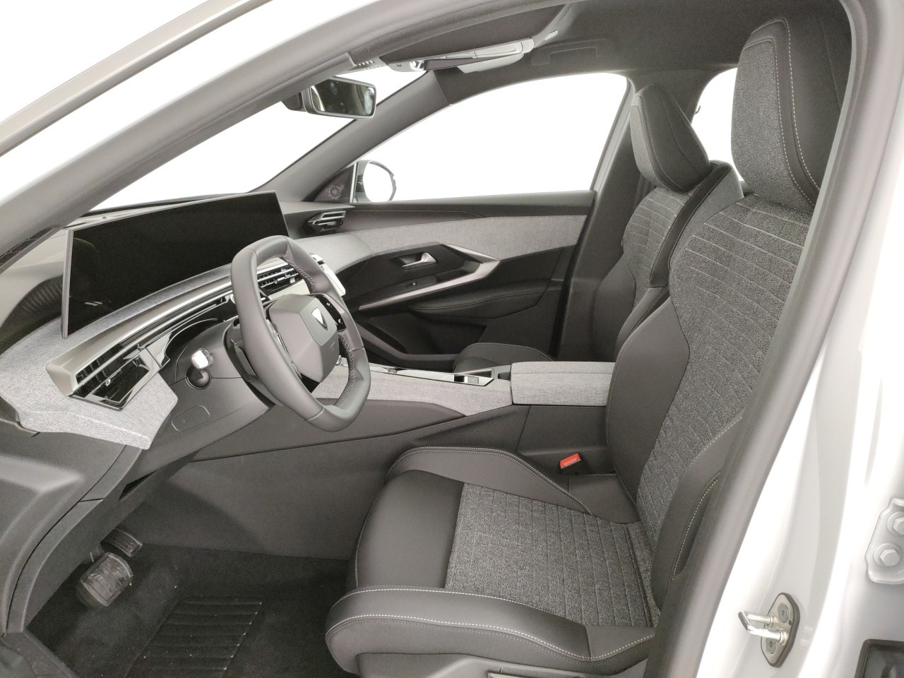 Peugeot 3008 Nuovo Ibrido benzina 3008 Porto Mantovano