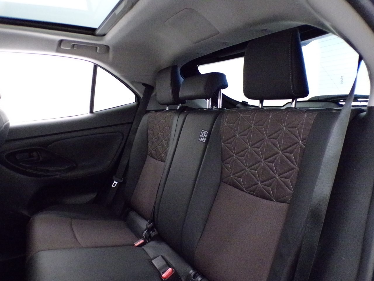 Toyota Yaris Cross Yaris Cross 1.5 H 116cv Lounge FWD E-CVT - 15