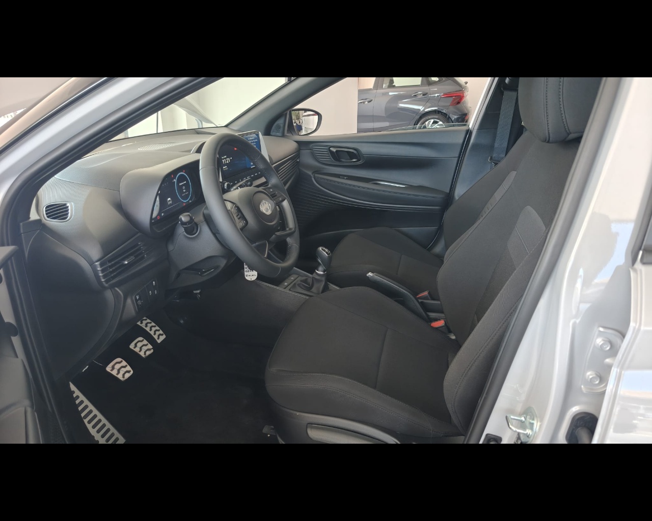 Foto HYUNDAI Bayon MY26 1.0 T-GDI DARK LINE