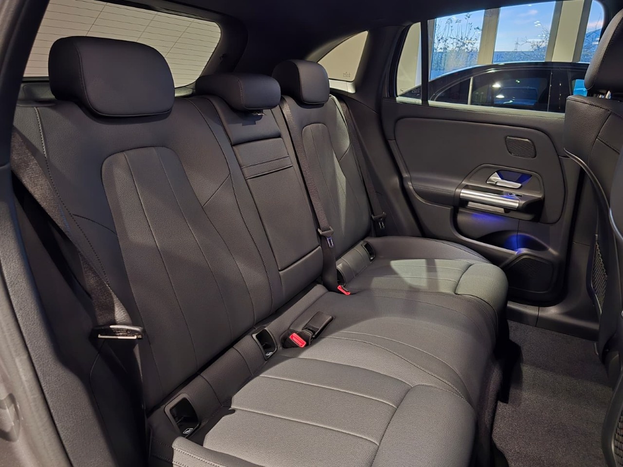 Mercedes EQA EQA 250+ Street Edition - 14