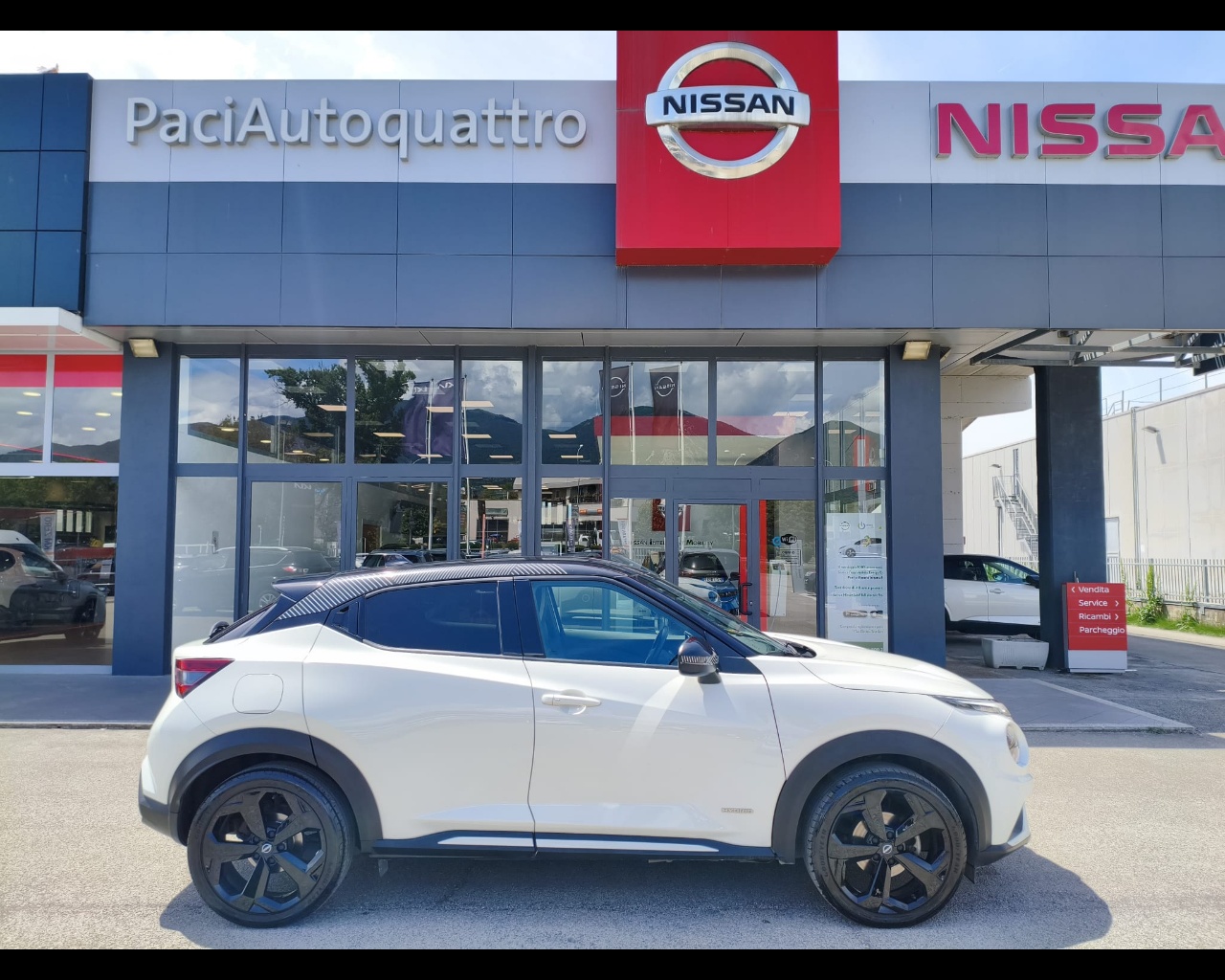 Foto NISSAN Juke 1.6 hev Premiere Edition