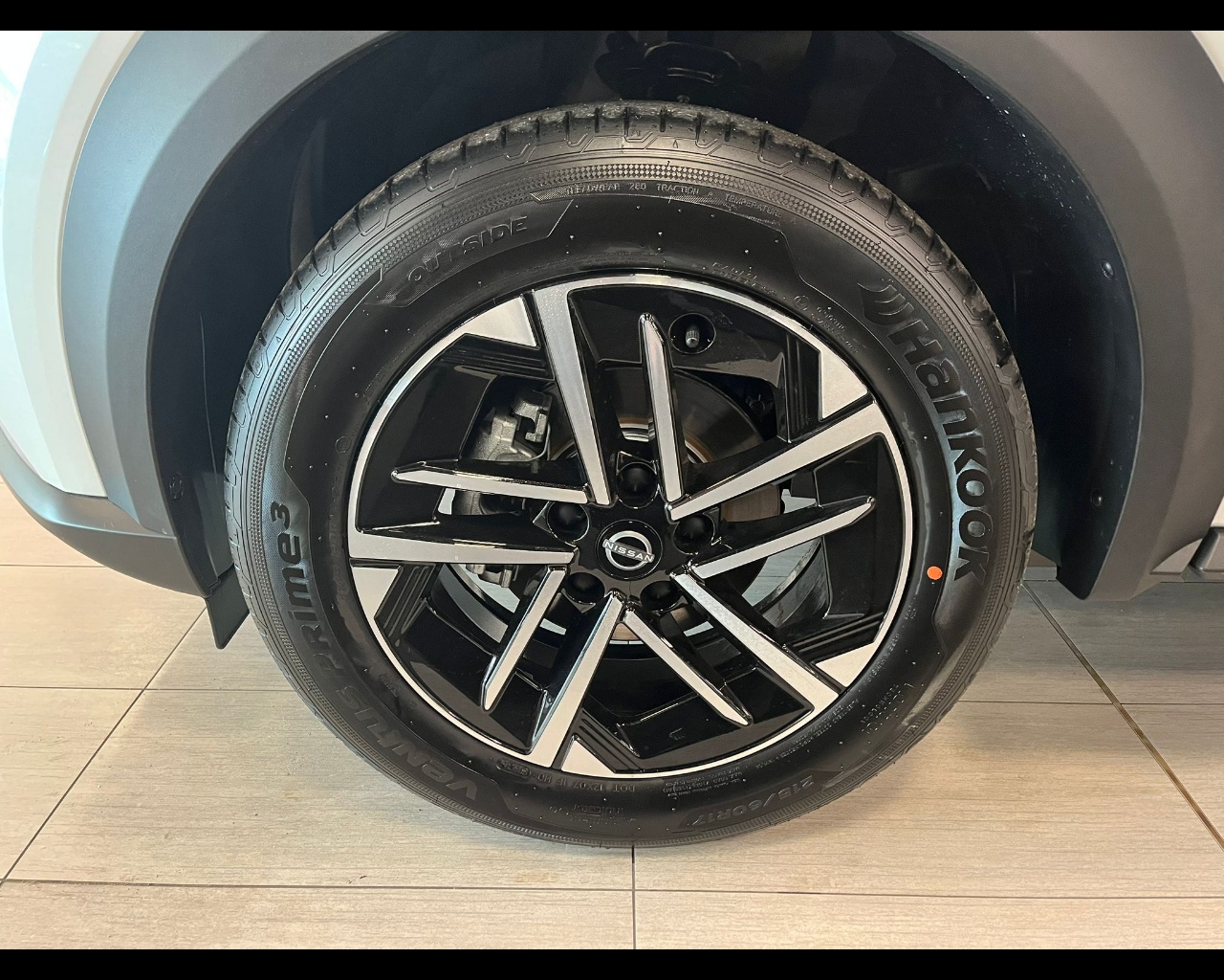 Foto NISSAN JUKE N-CONNECTA MT