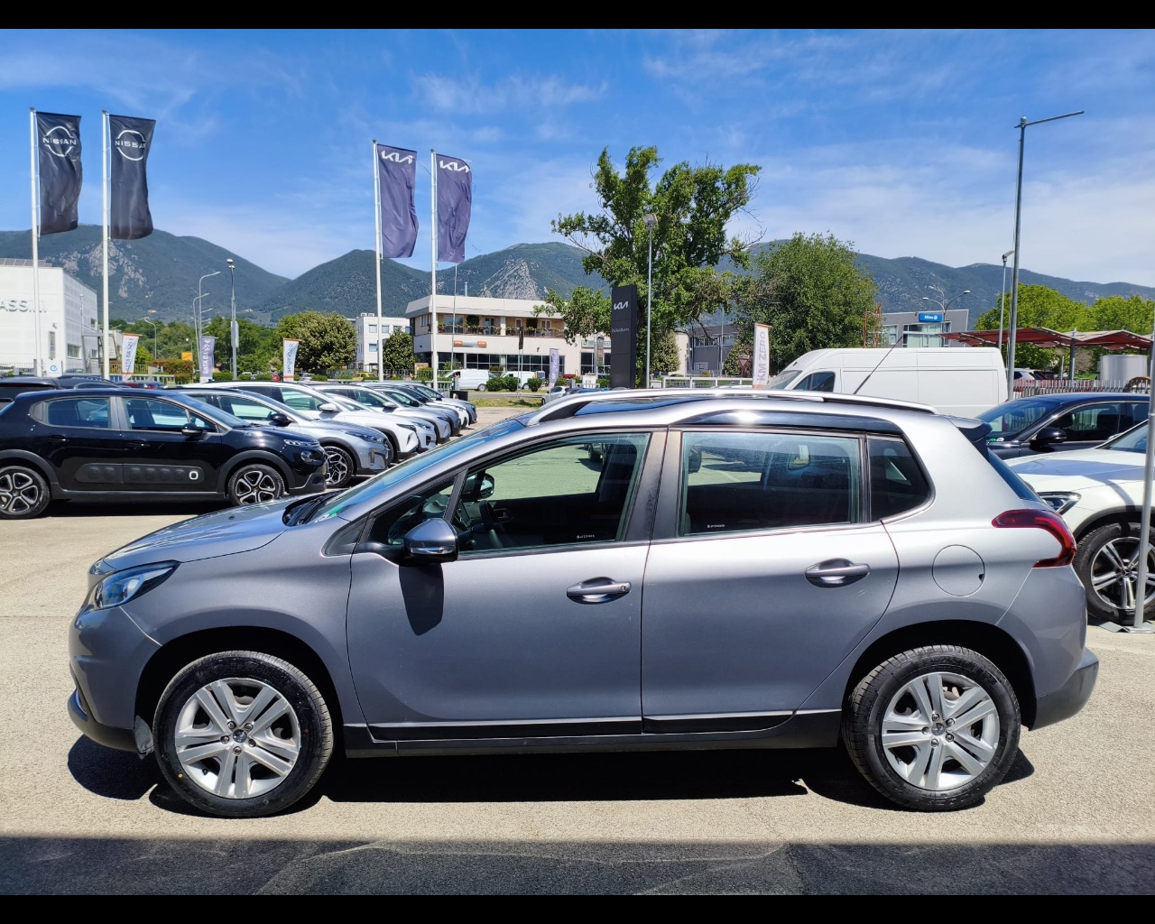 Foto PEUGEOT 2008 1.2 puretech Active s&s 82cv 