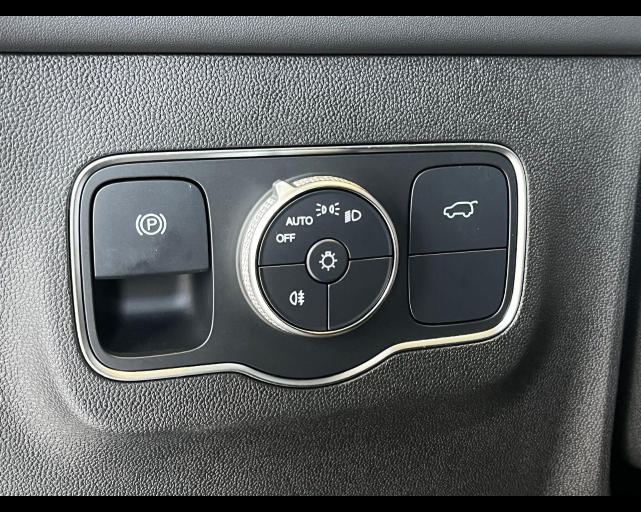 Foto JAECOO JAECOO 5 1.6 DCT EXCLUSIVE