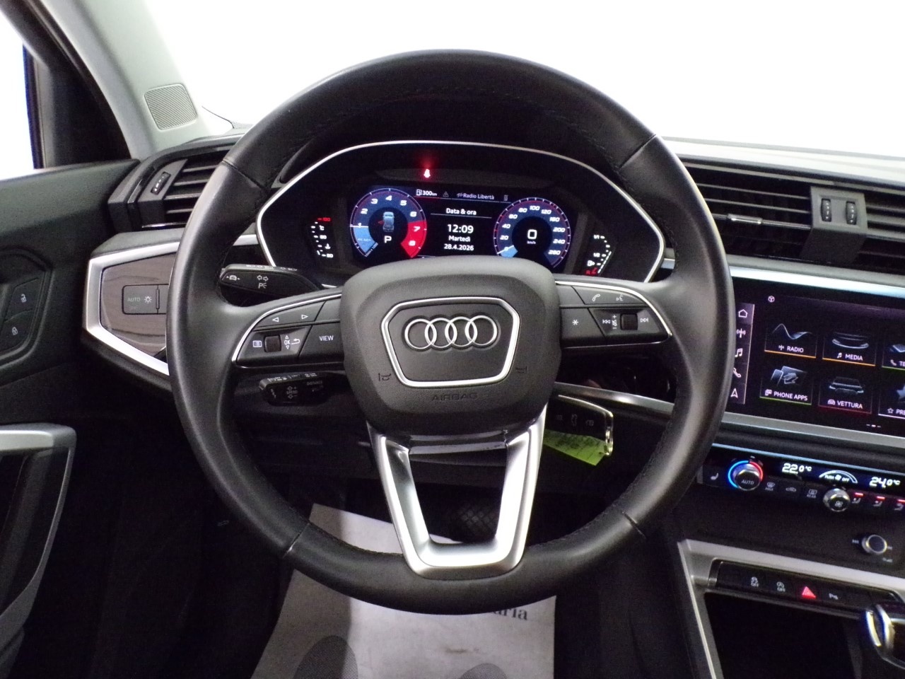 Audi Q3 Q3 35 1.5 TFSI Business Advanced S tronic - 16