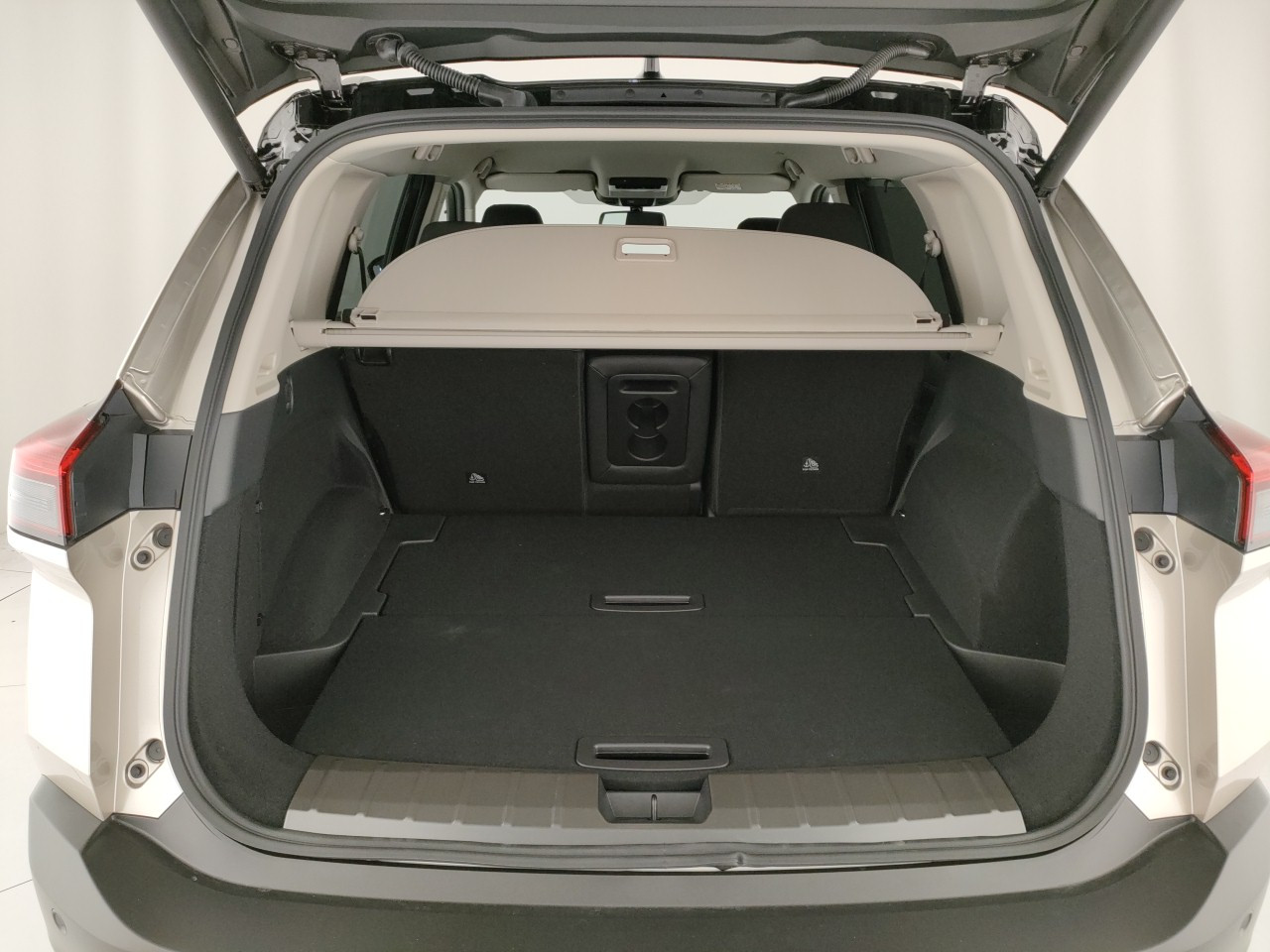 Nissan X-Trail Nuovo Ibrido benzina X-Trail Porto Mantovano
