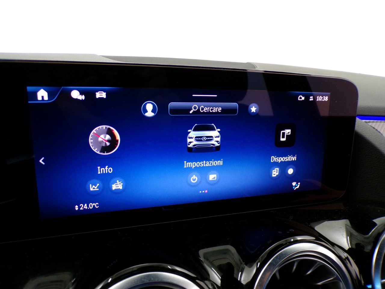 Mercedes  GLA 200 D AMG Line Advanced Plus 8G-DCT - 19