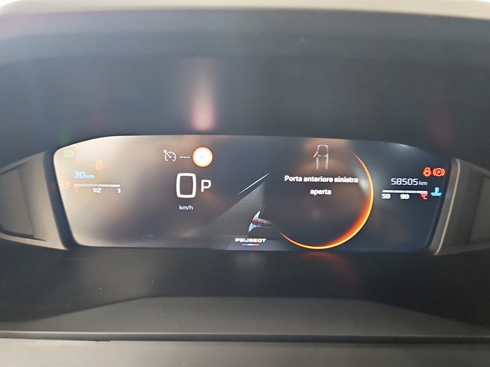PEUGEOT 2008 1.5 bluehdi Allure s&s 130cv eat8 Diesel usato - 8