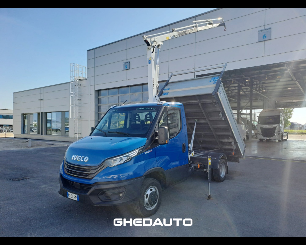 DAILY 35C18 3.0 RIBALTABILE CON GRU E RADIOCOMANDO Diesel usato a Castel San Pietro Terme