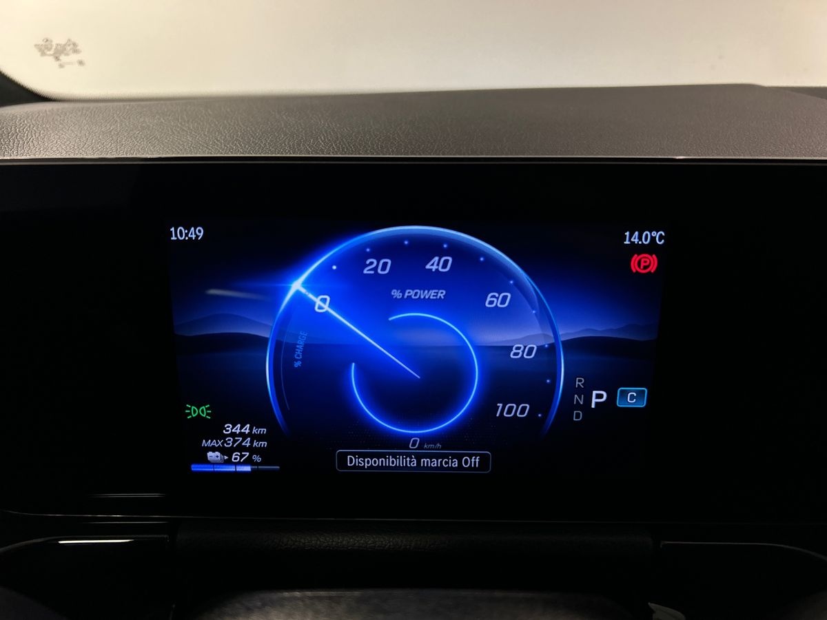 Mercedes  EQA 250+ Progressive - 13