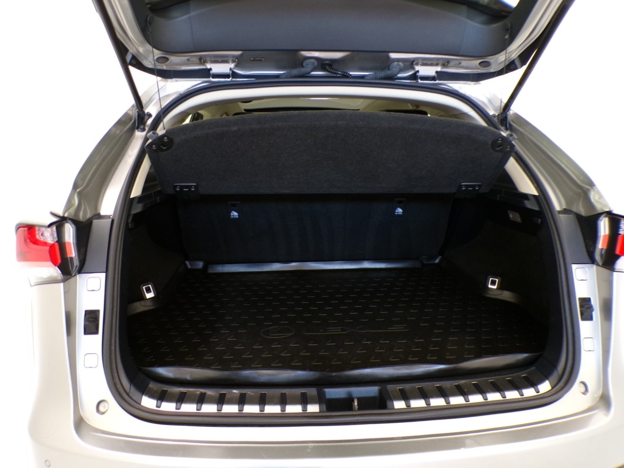 Lexus NX NX 300 2.5 Hybrid Icon 4WD CVT - 9