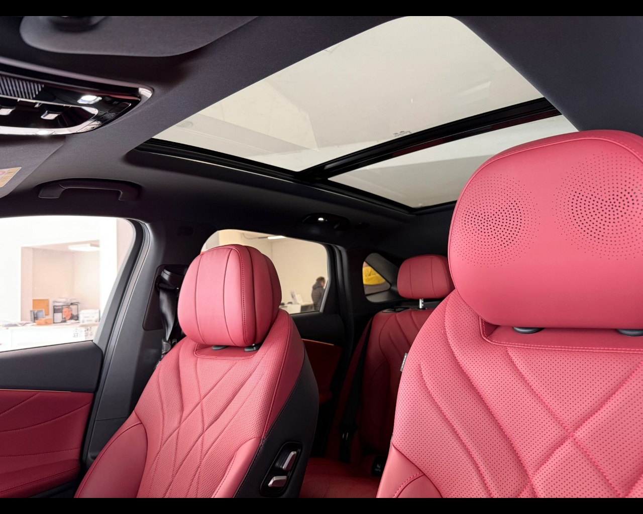 Foto OMO Omoda 9 1.5 tgdi phev i-awd