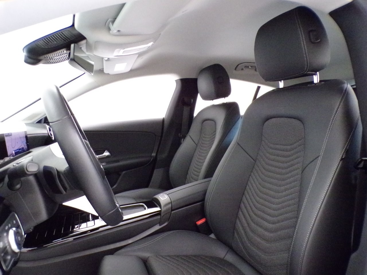 Mercedes  CLA Shooting Brake 180 D Advanced 8G-DCT - 12