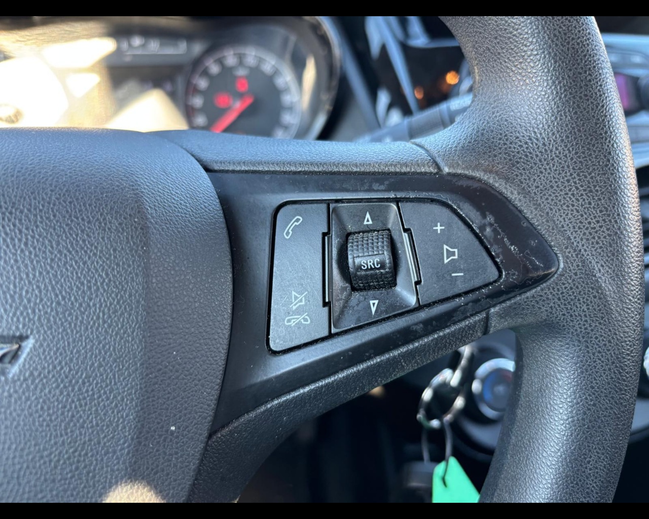 Foto OPEL Karl 1.0 N-Joy 75cv