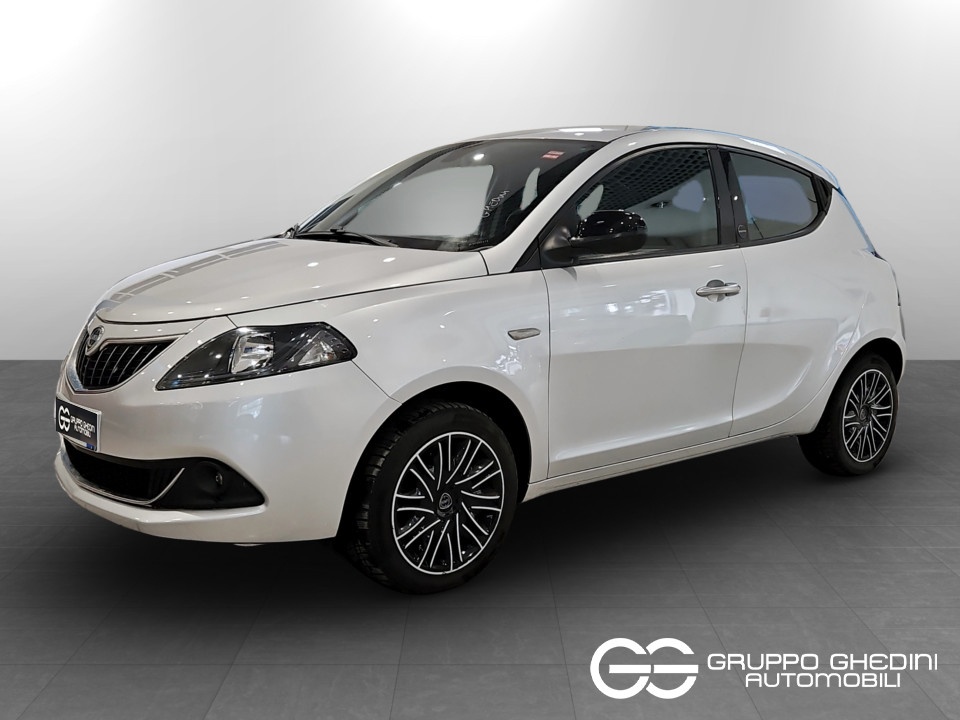 LANCIA Ypsilon 1.0 firefly hybrid Gold s&s 70cv Ibrida usato