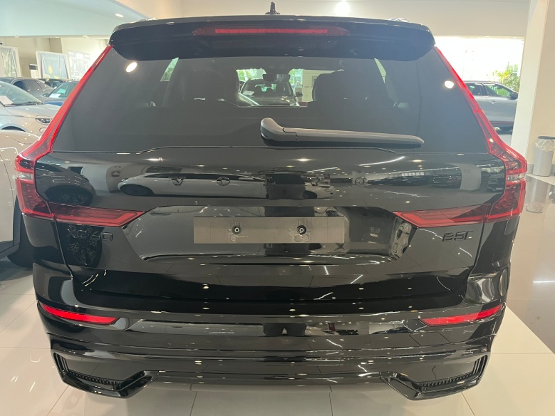 VOLVO – XC60 B5 AWD automatico Plus Black Edition