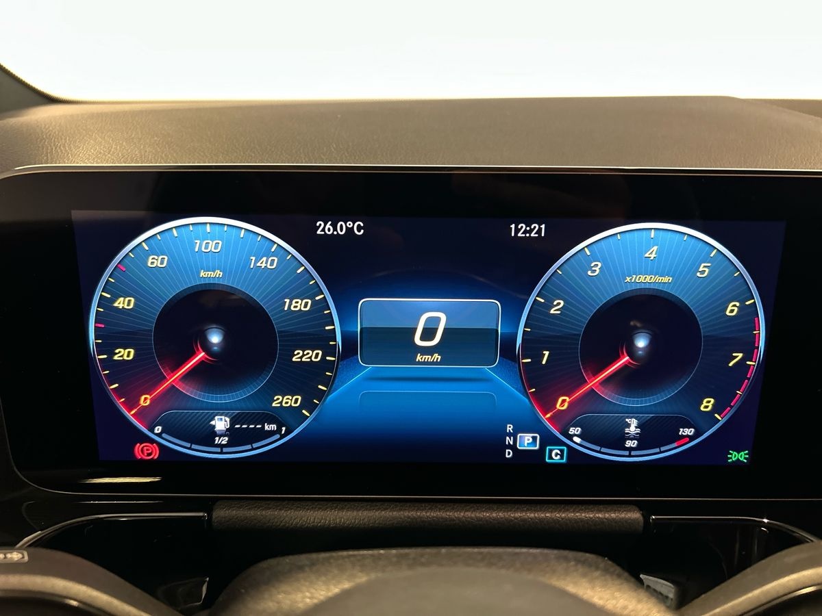 Mercedes GLA GLA 200 Premium 7G-DCT - 13