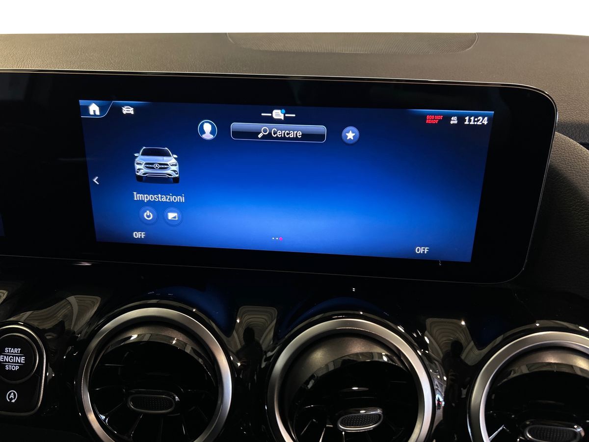 Mercedes GLA GLA 180 Progressive Advanced auto - 12