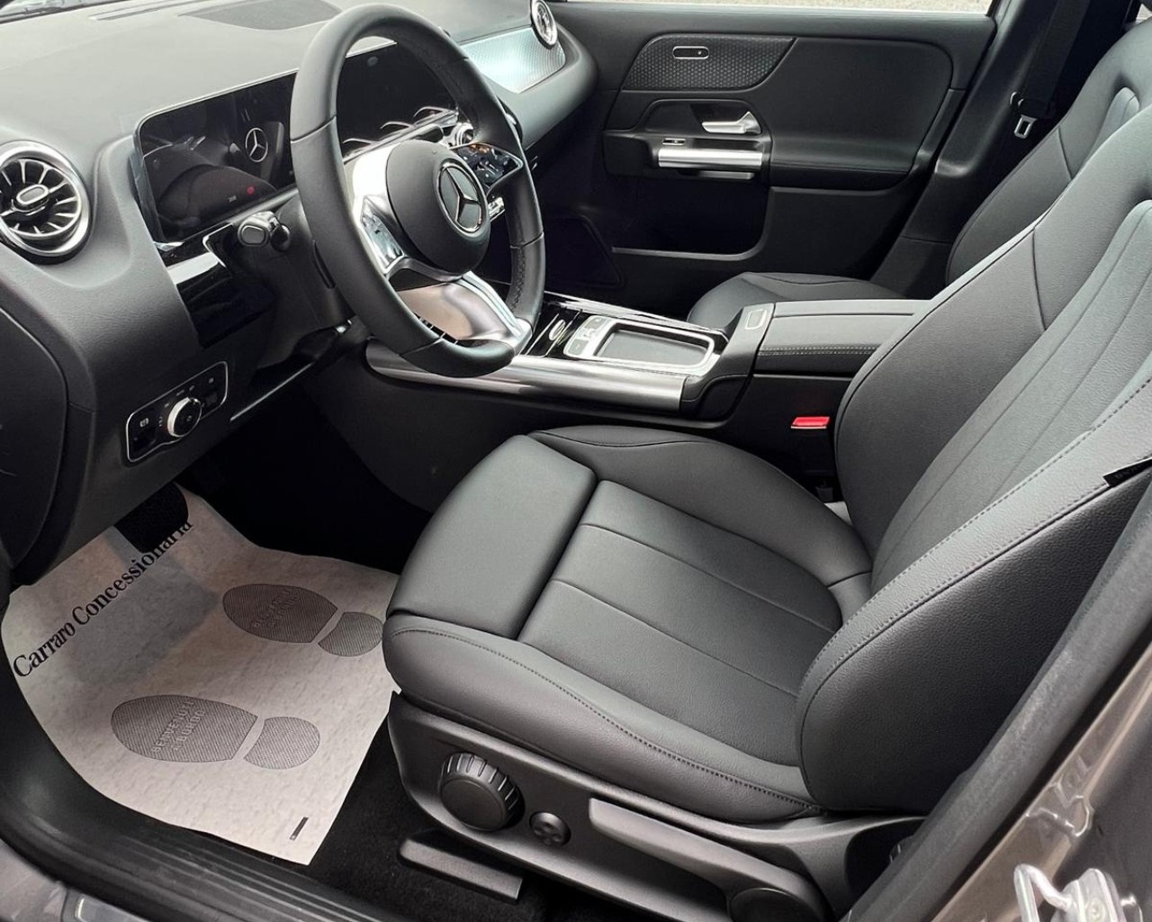 Mercedes EQA EQA 250+ Progressive Advanced Plus - 12