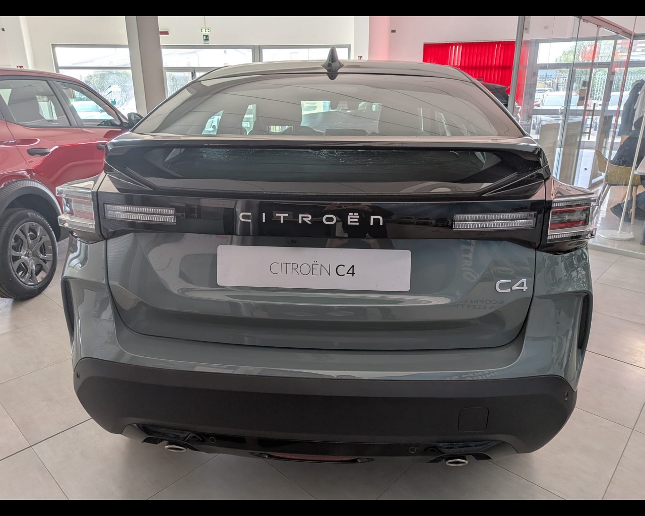 Foto CITROEN C4 1.2 puretech Plus s&s 130cv eat8