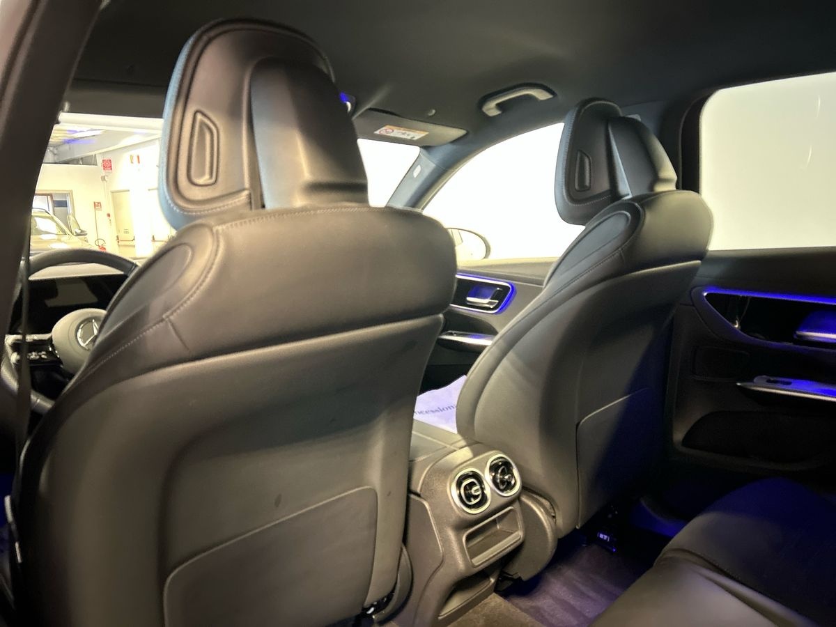 Mercedes GLC GLC SUV 300 AMG Line Advanced 4Matic 9G-Tronic - 18