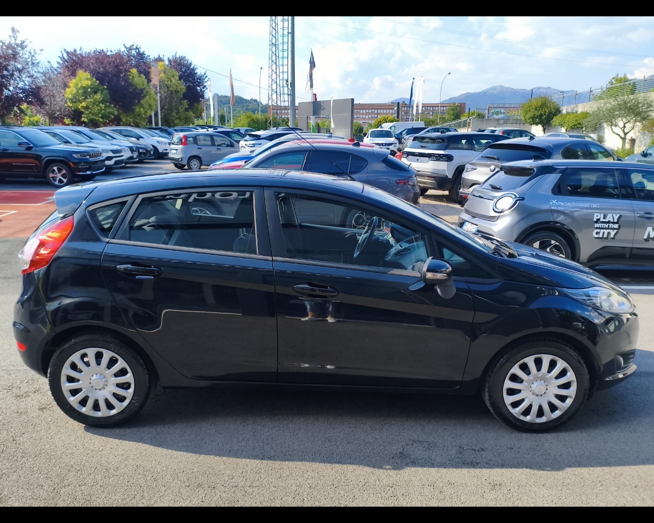 Foto FORD Fiesta 5p 1.5 tdci Plus 85cv