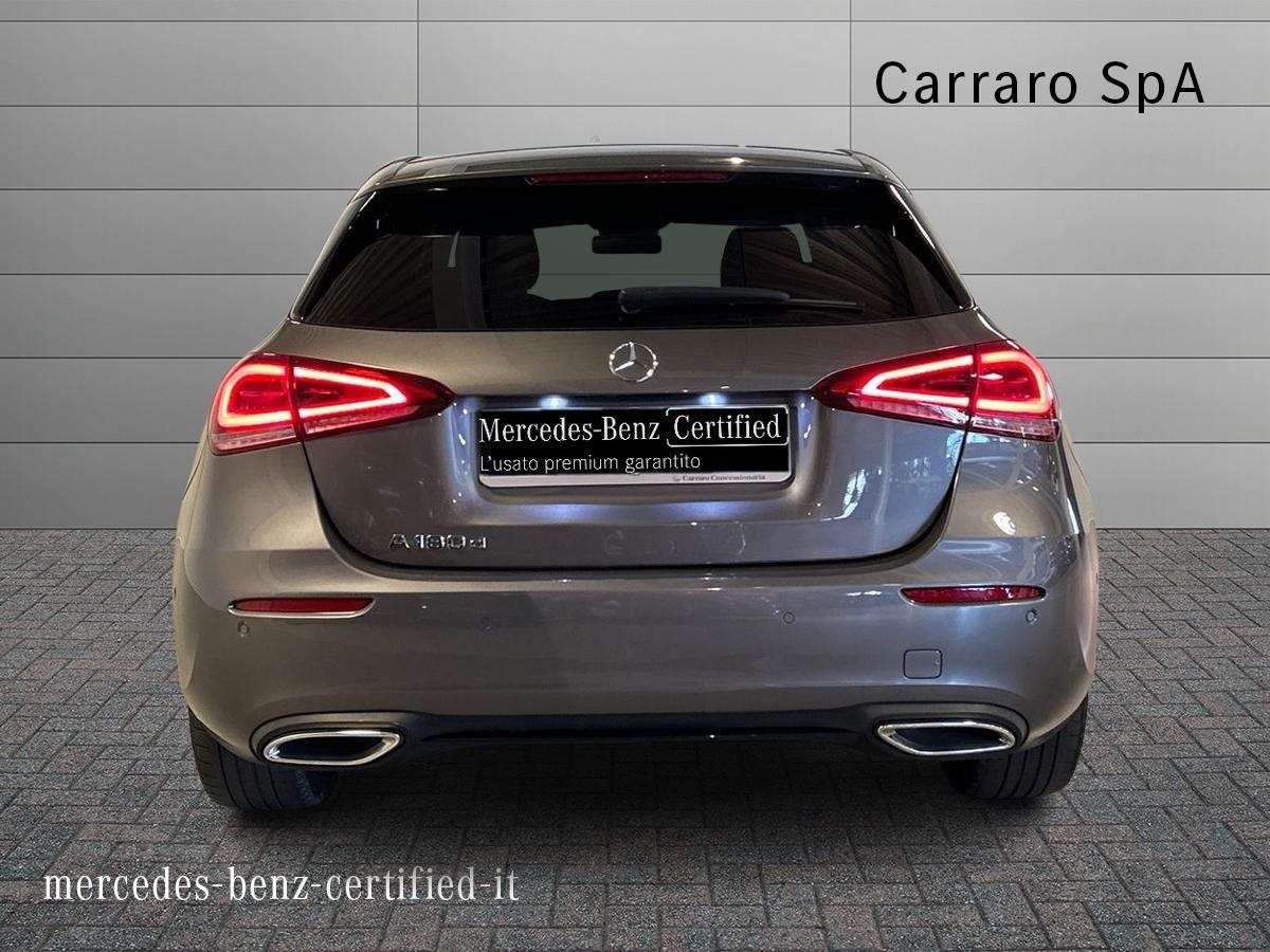 Mercedes Classe A Classe A 180 D Sport Night edition 8G-DCT - 4