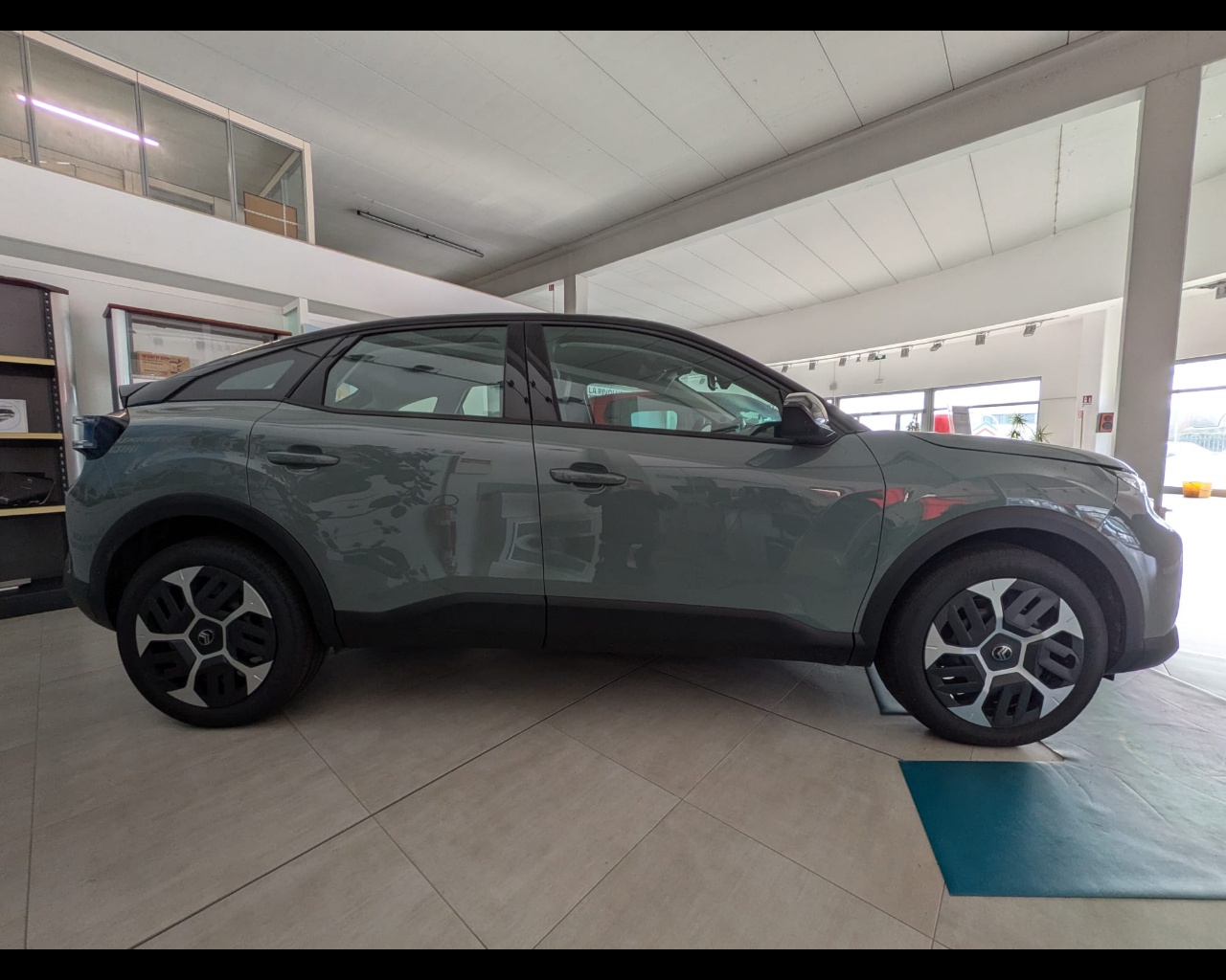 Foto CITROEN C4 1.2 puretech Plus s&s 130cv eat8