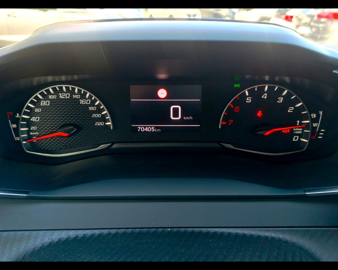 Foto PEUGEOT 2008 1.5 bluehdi Allure s&s 110cv