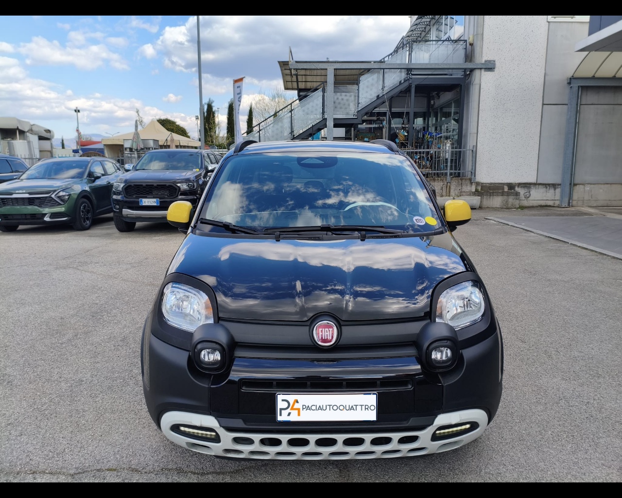 Foto FIAT Pandina Cross 1.0 firefly hybrid s&s 70cv