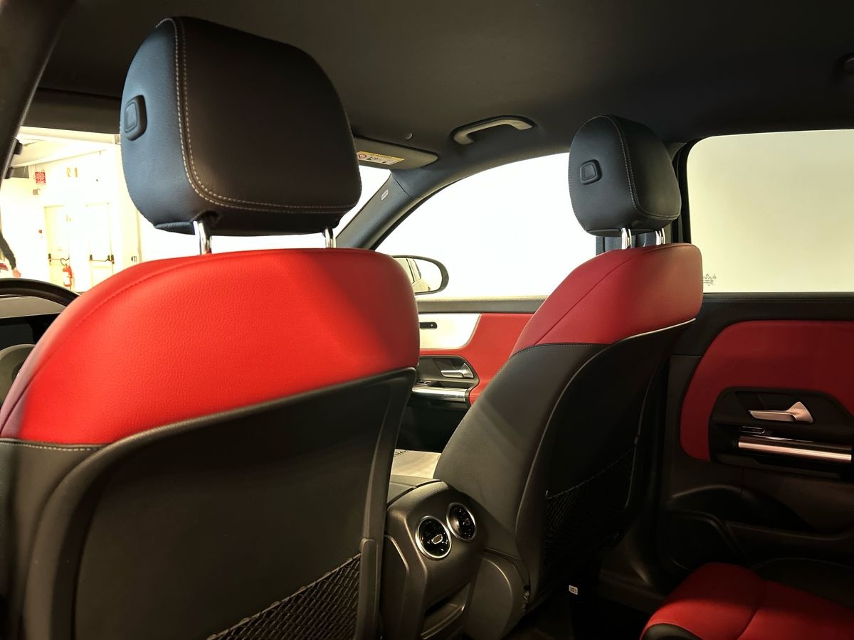 Mercedes GLA GLA 180 d Premium auto - 18