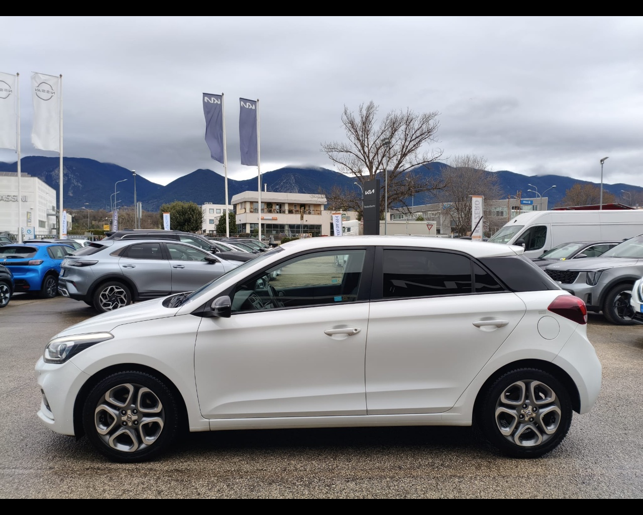 Foto HYUNDAI i20 5p 1.0 t-gdi Prime 100cv
