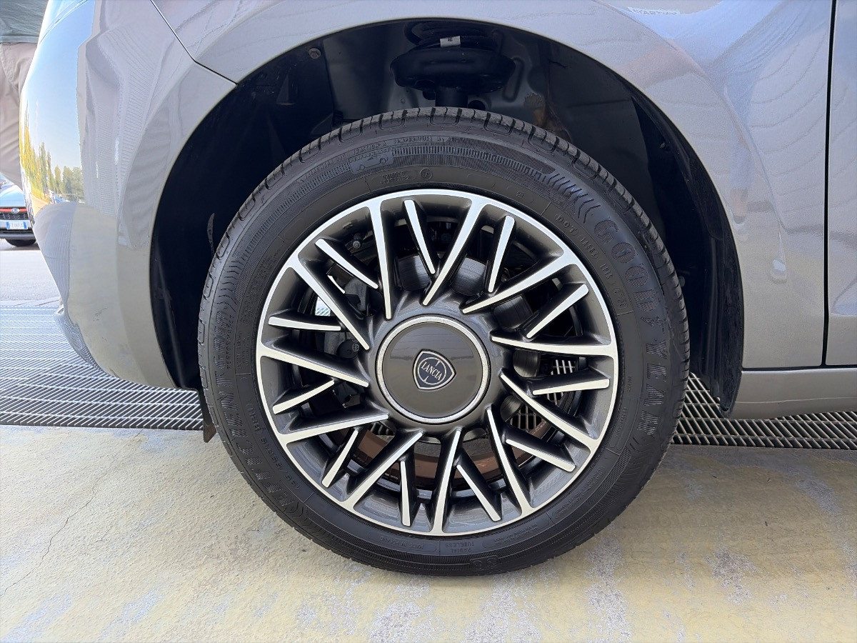 Lancia Ypsilon Usato 2023 Ypsilon Mestre
