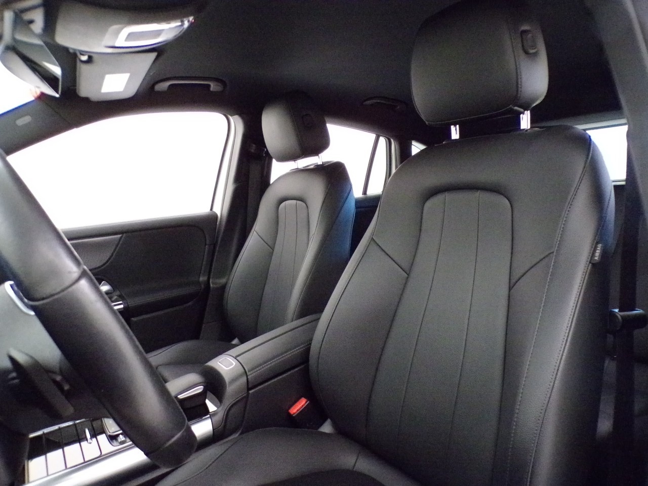 Mercedes GLA GLA 180 D Sport Plus 8G-DCT - 13