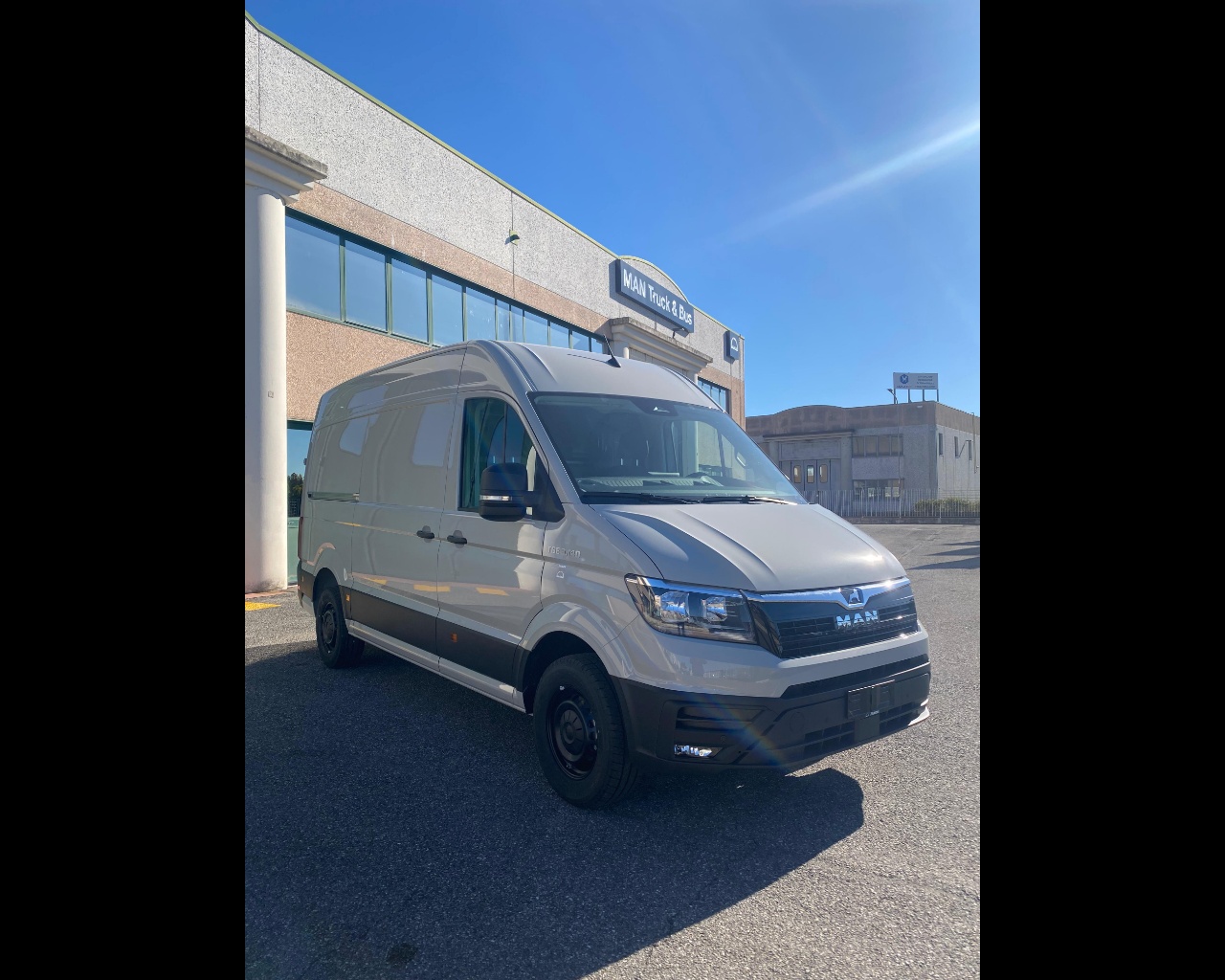 MAN TGE 3.180 FURGONE P. 3640 AUTOMATICO