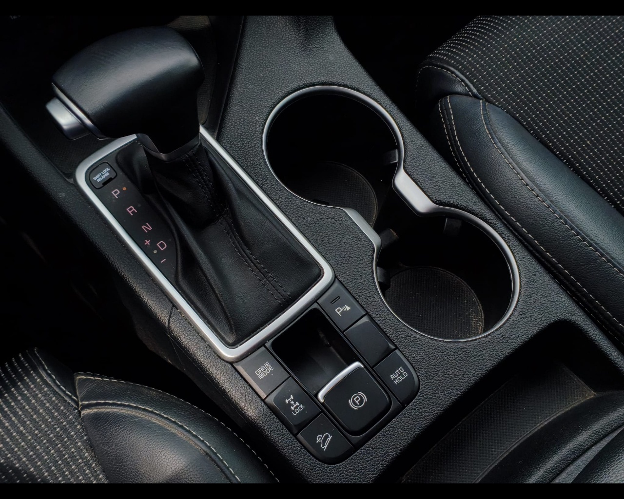 Foto KIA Sportage 1.6 t-gdi Energy Design Pack awd