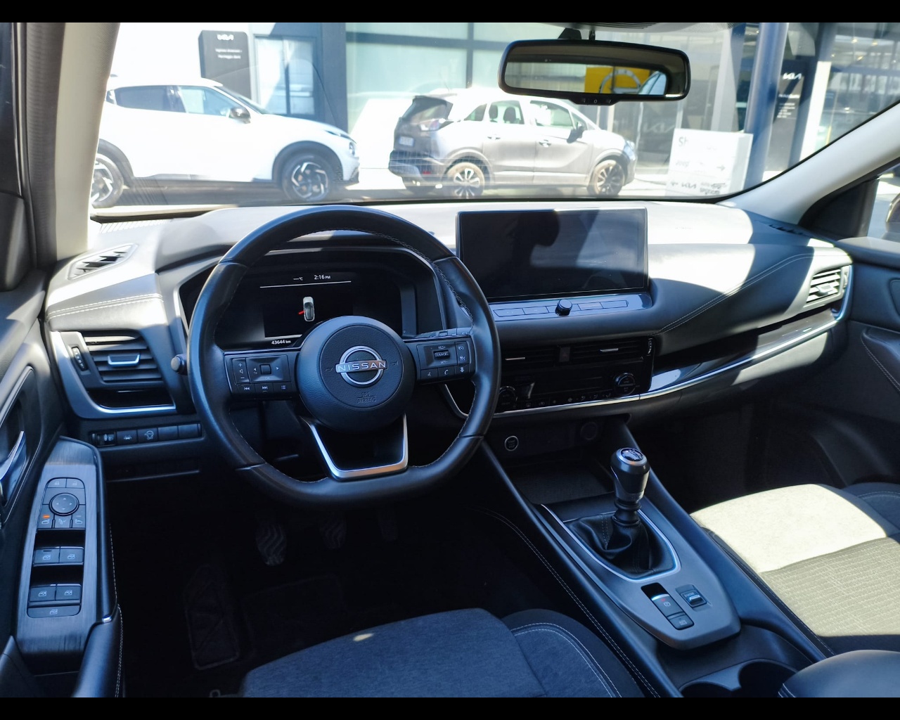 Foto NISSAN Qashqai 1.3 mhev N-Connecta 2wd 140cv