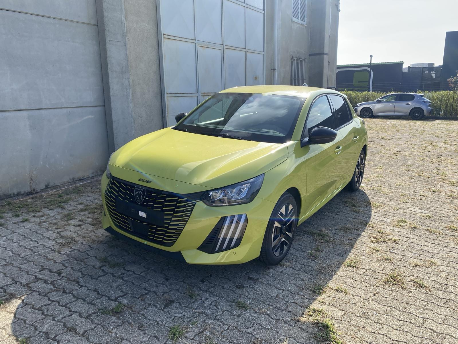 PEUGEOT 208 ALLURE Hybrid 110 E-DCS6