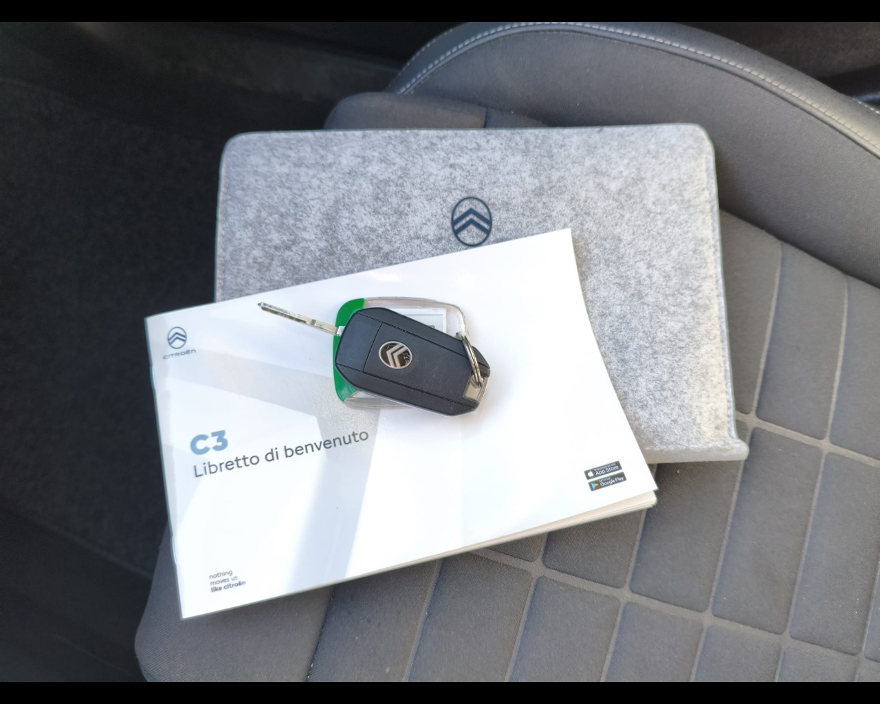 Foto CITROEN C3 1.2 puretech turbo Max 100cv s&s