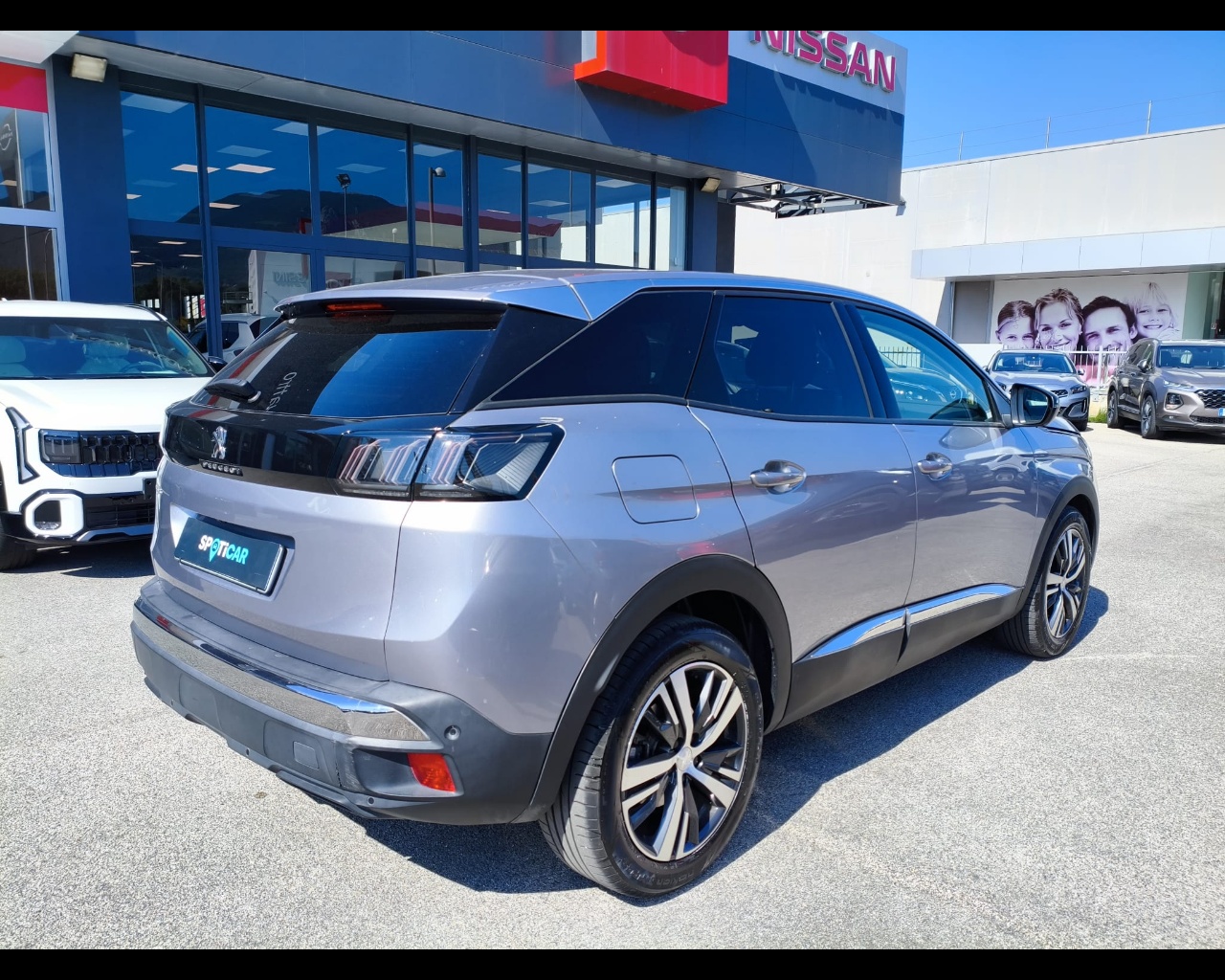 Foto PEUGEOT 3008 1.5 bluehdi Allure s&s 130cv eat8