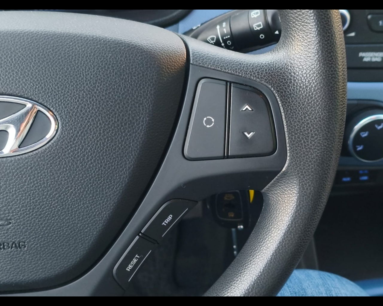 Foto HYUNDAI i10 1.0 Login econext Gpl E6